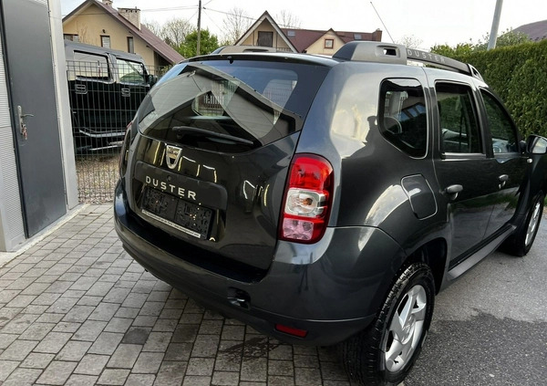 Dacia Duster cena 38900 przebieg: 179000, rok produkcji 2016 z Karlino małe 529